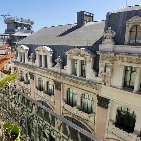 Lv Premier Chiado- Ch شقة