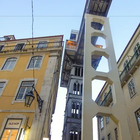 Lv Premier Chiado- Ch * ליסבון