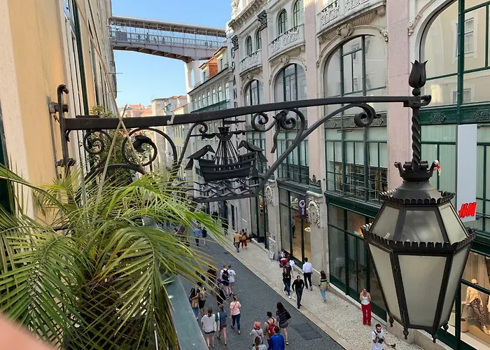 Lv Premier Chiado- Ch * Lissabon