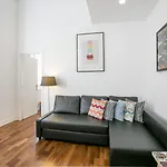 Lv Premier Chiado- Ch Apartment Lisbon